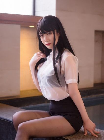 背对众生独钓万古
