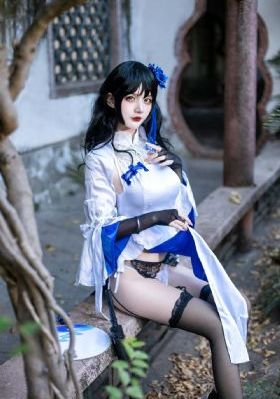 婚纱飘零爱消弭