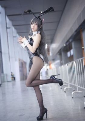 天才：黑色石榴石