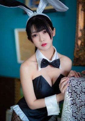 半个尼尔森